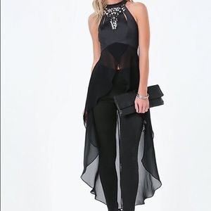 Bebe high low halter top